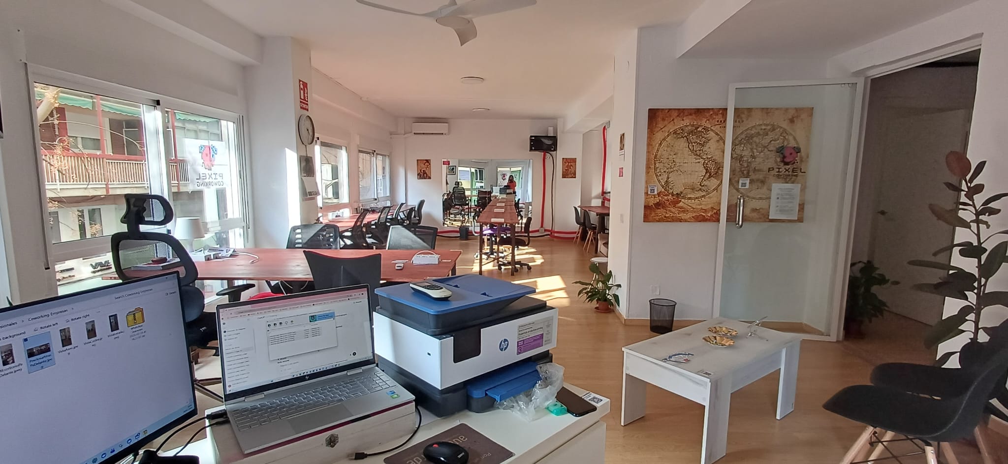 Ambiente profesional Pixel Coworking